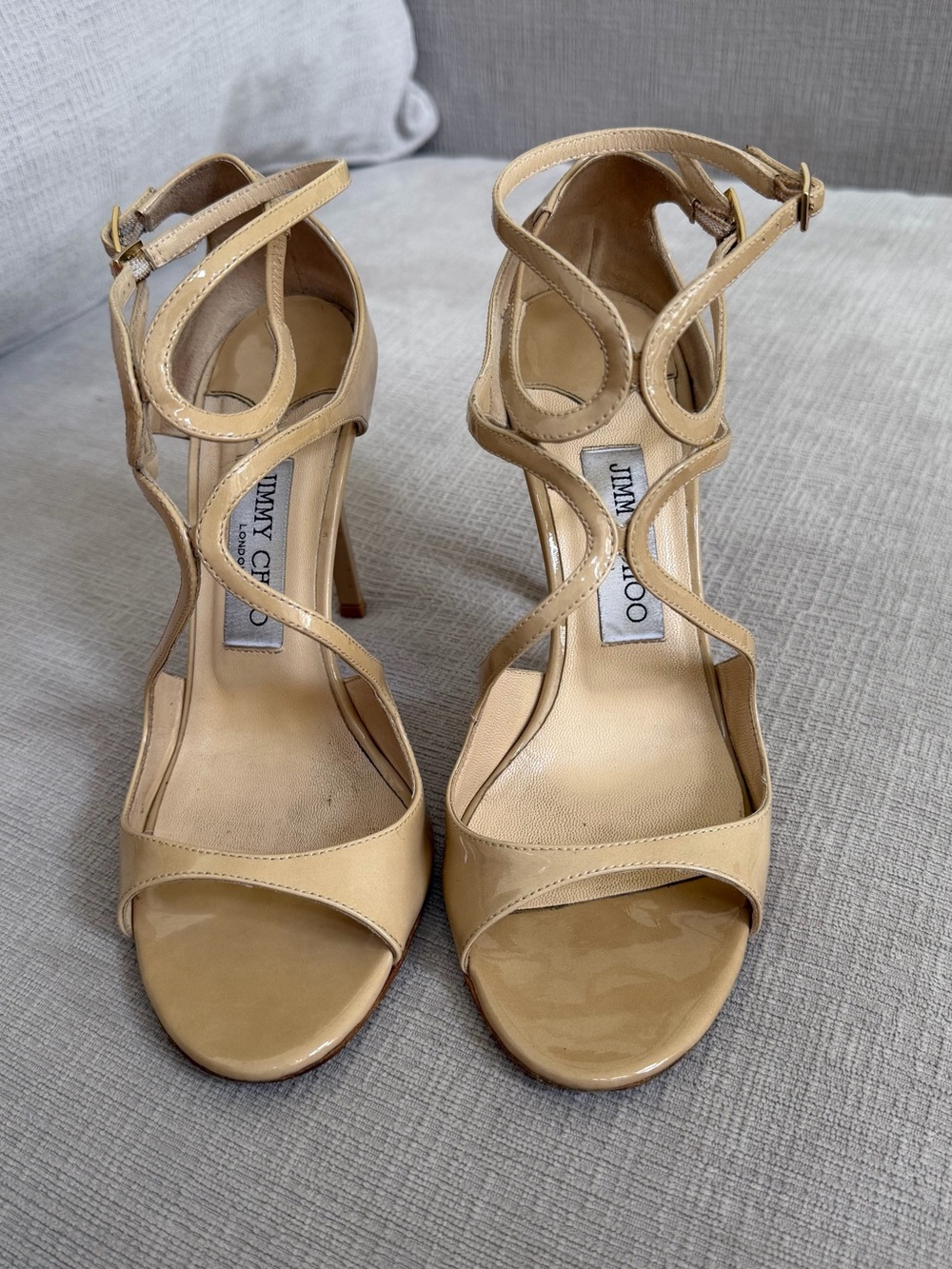 Jimmy Choo Lang Beige Patent Leather Ankle Strap Sandals size 38.5 - Picture 2 of 7
